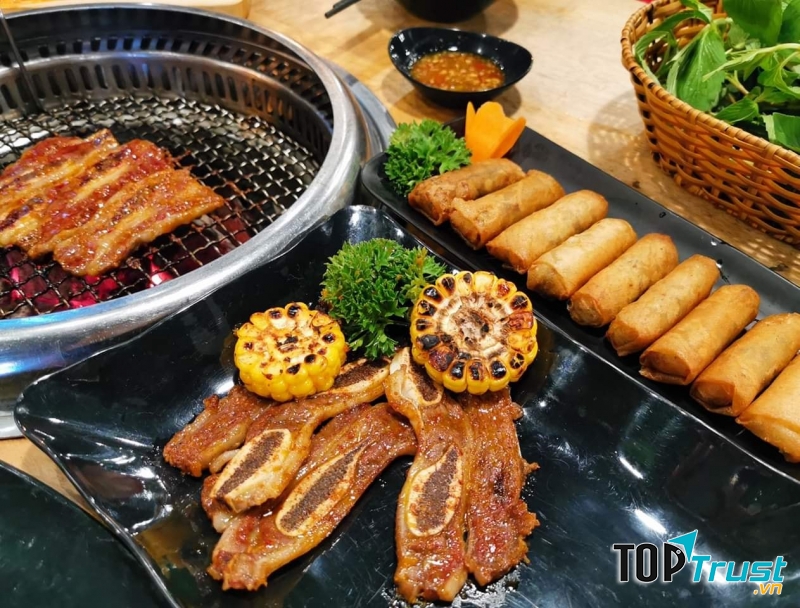 Quán UNU Grill – Bò Nướng Chảo Gang