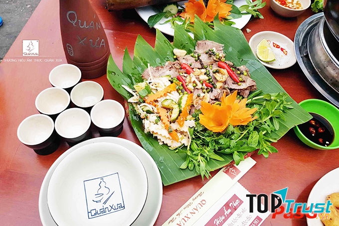 Món ăn hấp dẫn tại nhà hàng