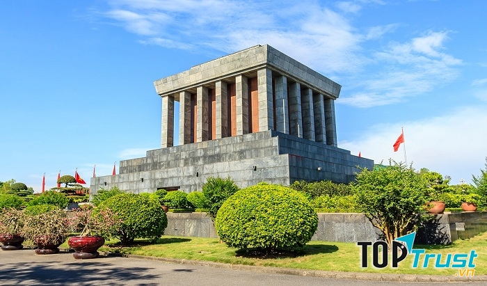 Lăng Chủ tịch Hồ Chí Minh