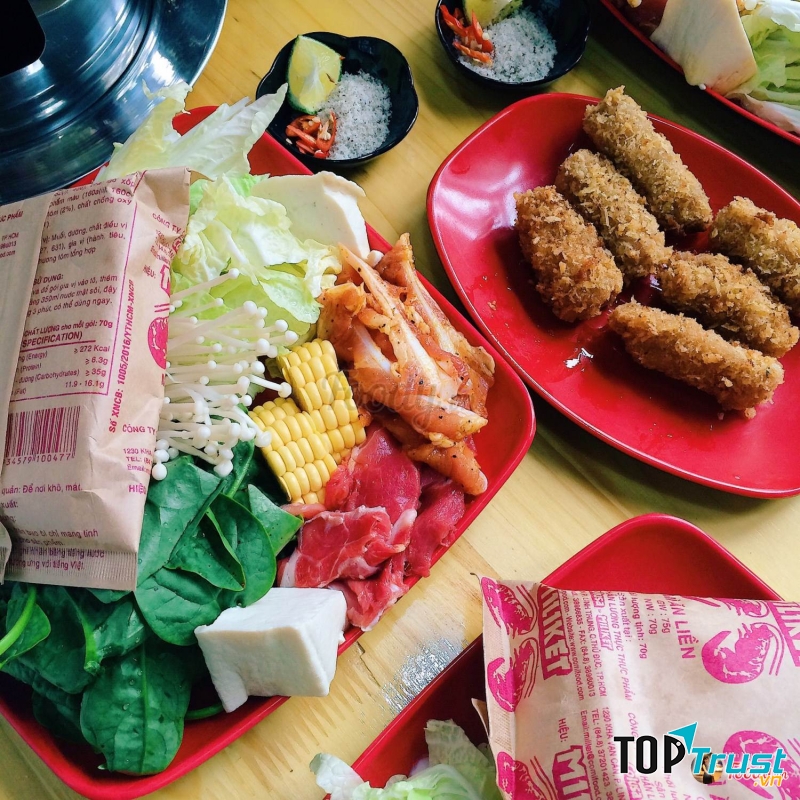 Lẩu một người tại Quata quán