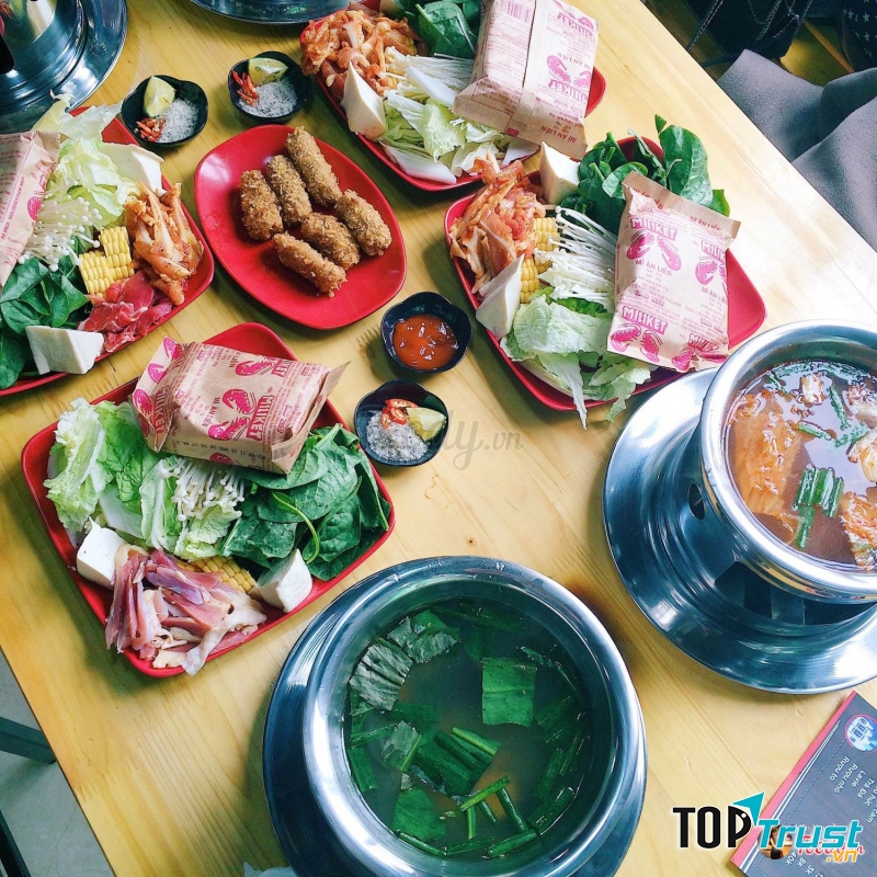 Lẩu một người tại Quata quán