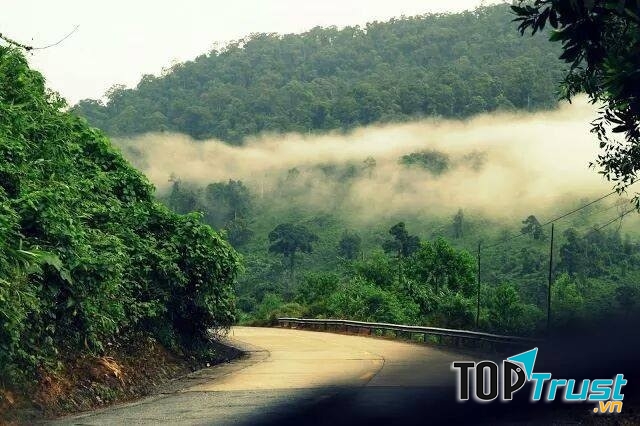 Cung đường quốc lộ 49B