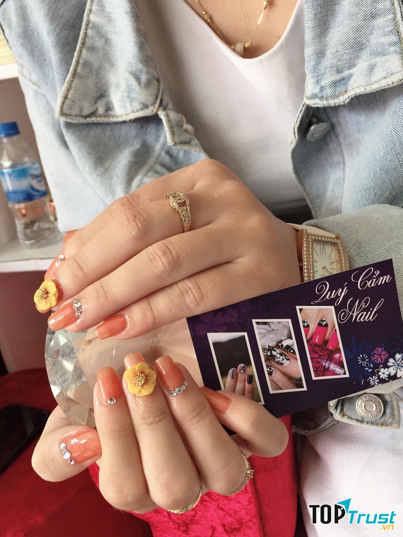 Quý Cẩm Nail