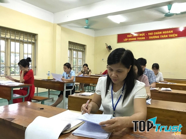 Chấm thi THPT quốc gia (nguồn internet)