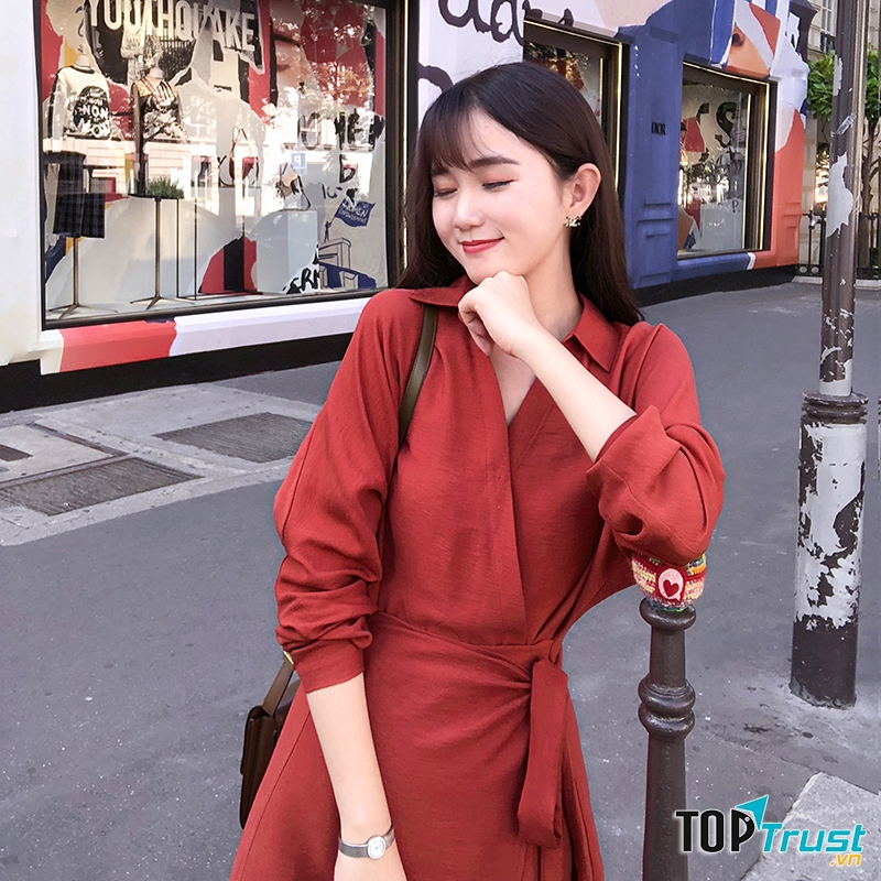 Họ thích người phụ nữ thanh lịch và tinh tế nhưng vẫn toát lên được vẻ gợi cảm hơn.