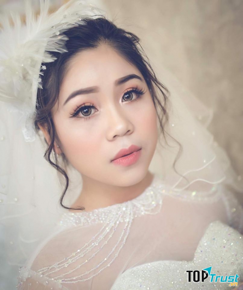 Quyên Trần Make Up