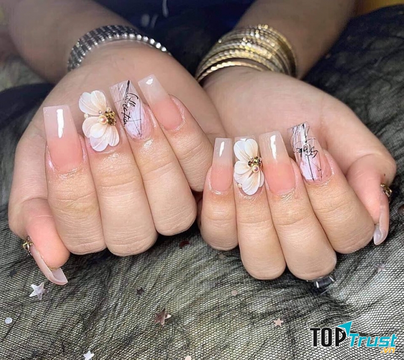Quỳnh Hoa Nail