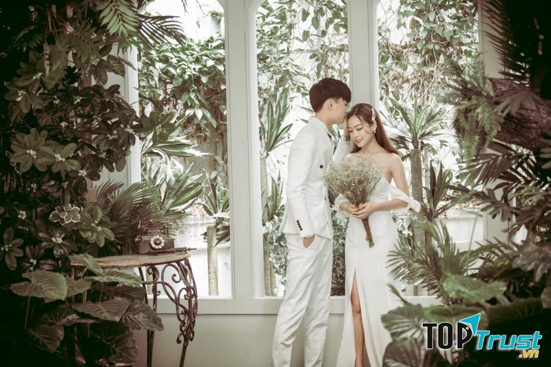 Quỳnh Paris wedding