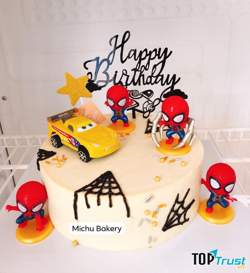 Có nhiều mẫu bánh cho  các bé trai