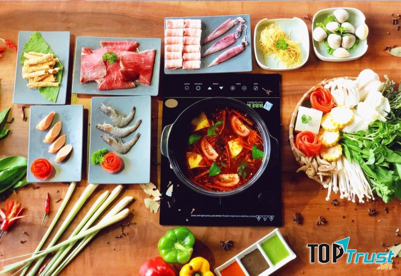 Rakuen Hotpot