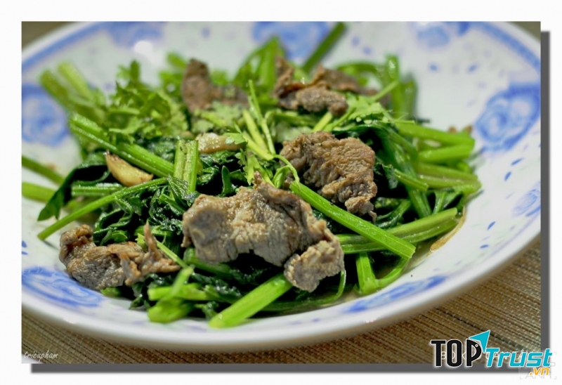 Cần tây là một loại rau có tác dụng lợi tiểu khá tốt