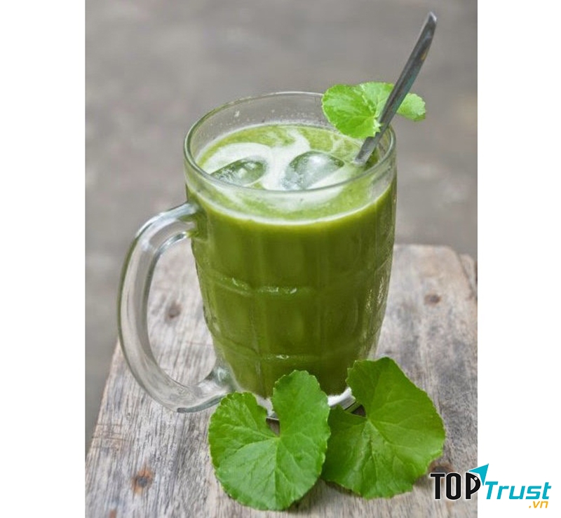 Sinh tố rau má