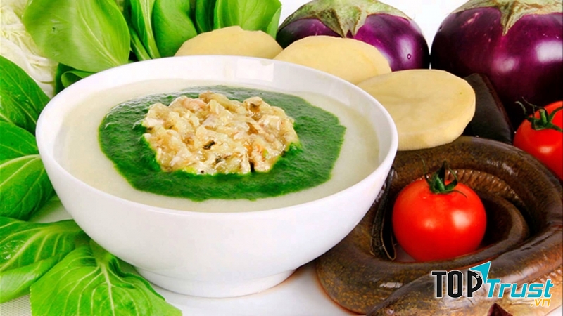 Rau xanh có chứa một lượng lớn Vitamin tự nhiên, chất xơ dồi dào
