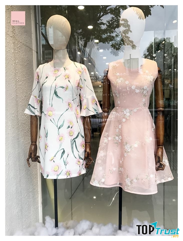 Một góc Real Clothes