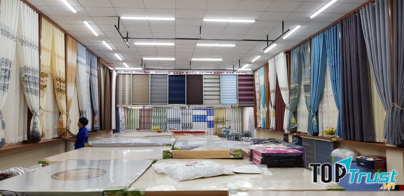 Cơ sở trưng bày các mẫu rèm của Thuận Phát