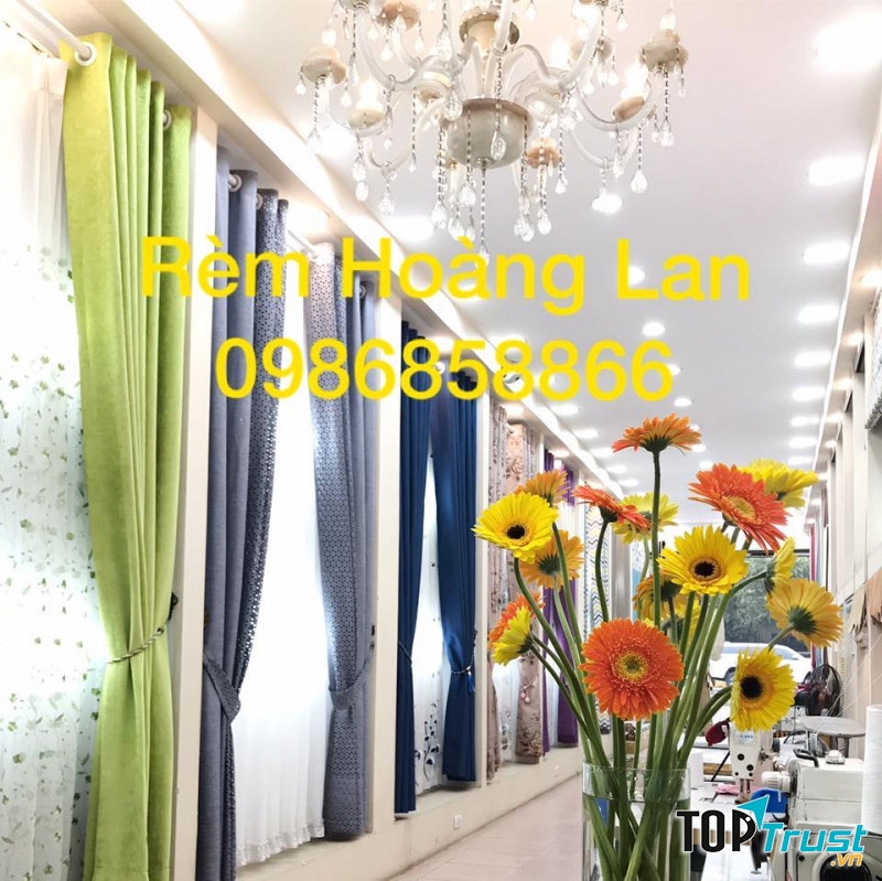 Phòng trưng bày mẫu tại Rèm Hoàng Lan