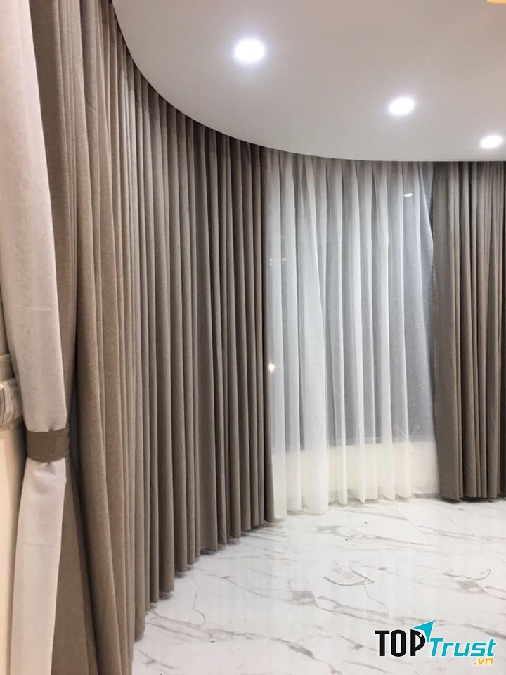 Rèm được làm rất tỉ mỉ