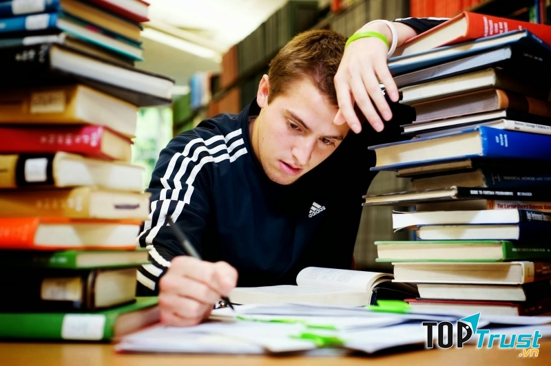 Hãy rèn luyện thói quen tự học