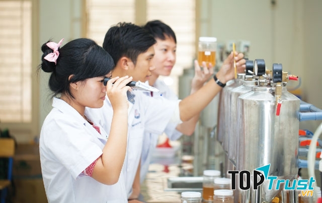 ﻿Hoạt động thực tế sẽ giúp bộ não hoạt động mạnh mẽ hơn.