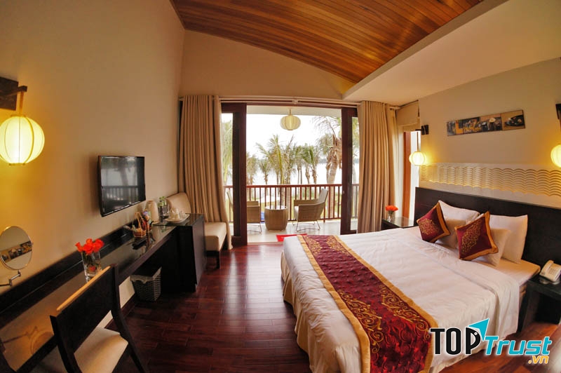 Resort Quan Lạn Hùng Lâm