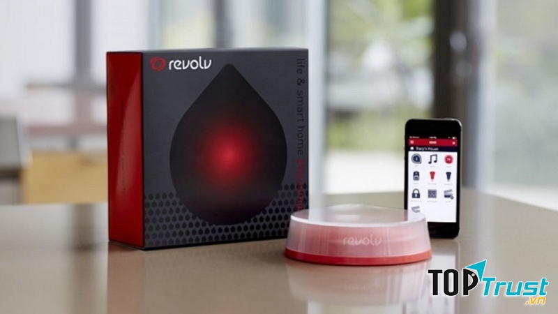 Thiết bị điều khiển trung tâm Revolv