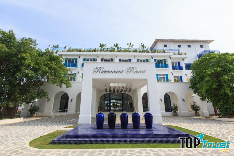 Khách sạn có khung cảnh tuyệt đẹp, phòng sạch và trang trí đẹp tinh tế