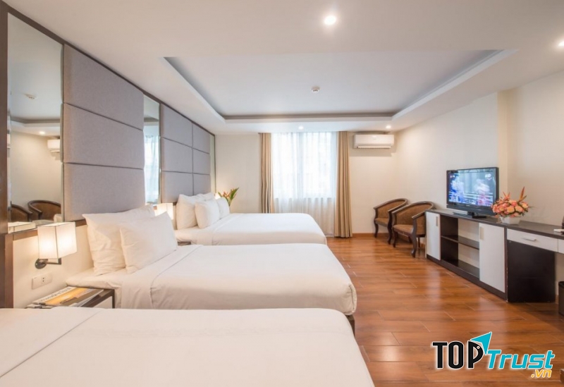 Rising Dragon Villa Hotel