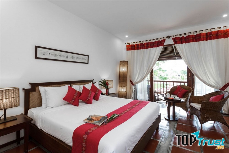 Phòng ngủ vô cùng xinh xắn, ấm cúng