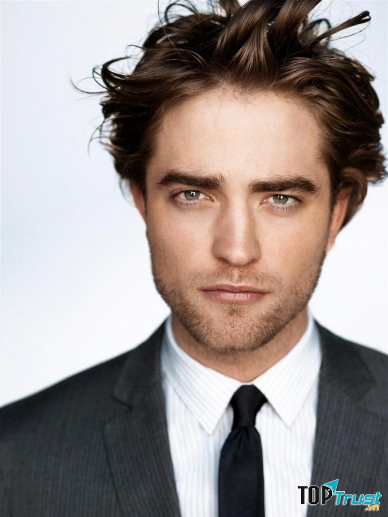 Robert Pattinson