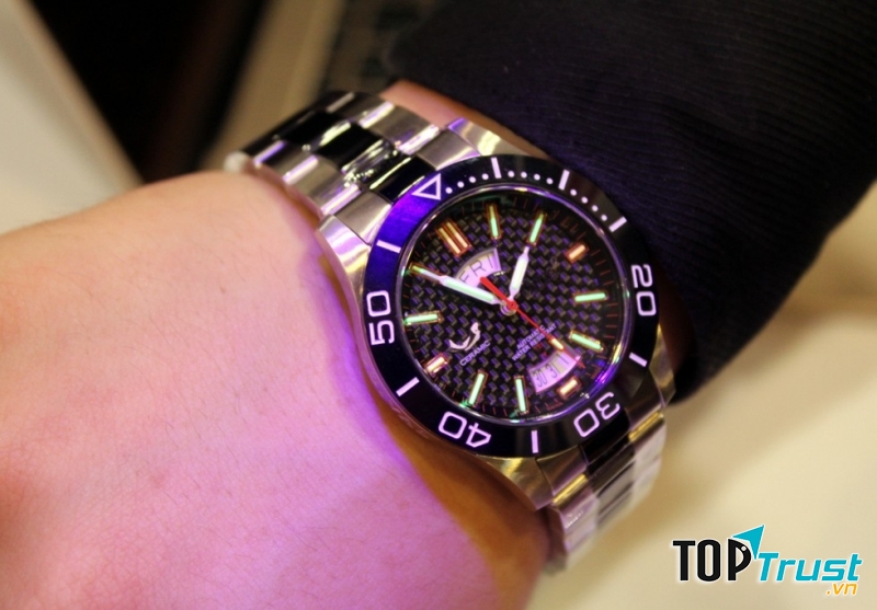 Đồng hồ Ogival quý phái, lịch lãm