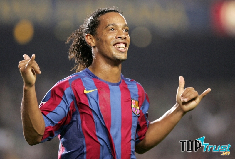 Ronaldinho với nụ cười luôn nở trên môi