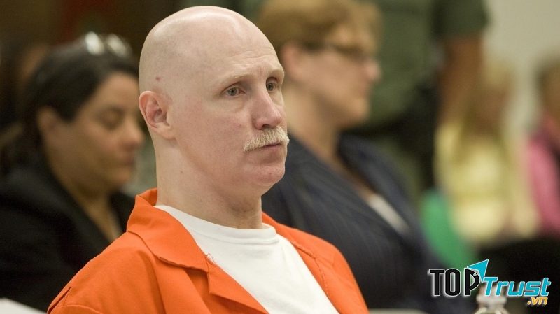 Chân dung kẻ thủ ác