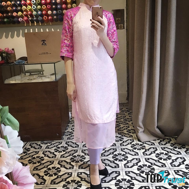 Áo dài cách tân tại Room 22 Studio