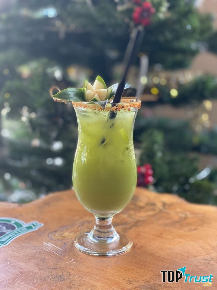 Rooster Coffee & Tea