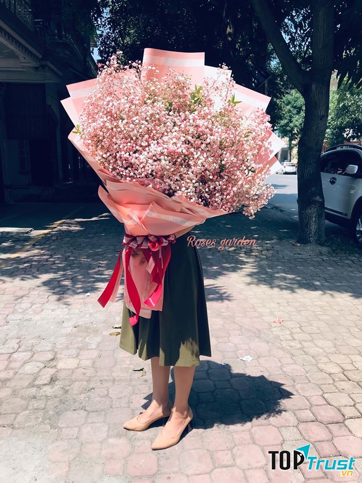 Bó hoa đơn giản nhưng cực kỳ ấn tượng