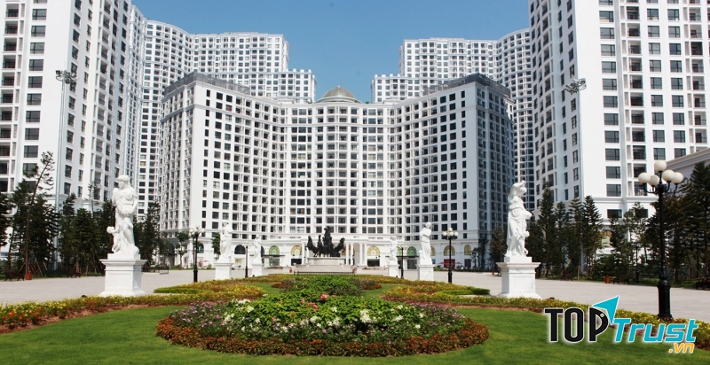 Quảng trường Vinhomes Royal City