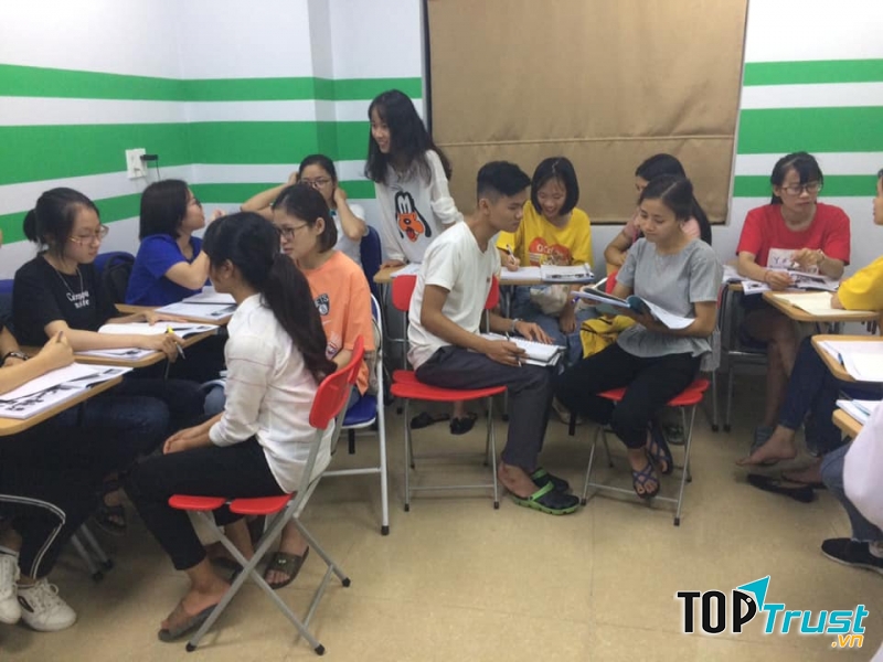 Royal English Center