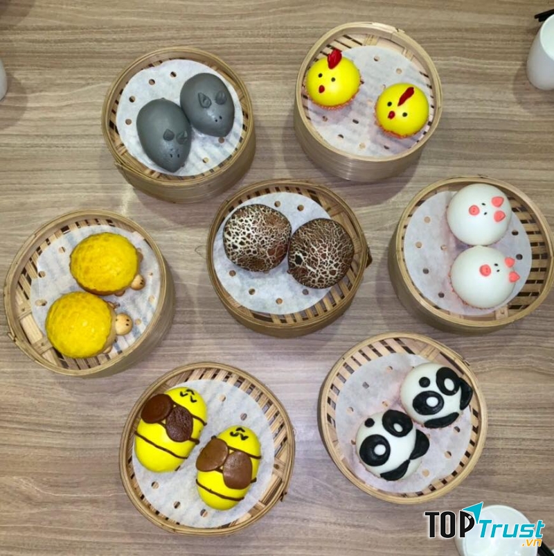 Chiếc bánh bao được trang trí thành các biểu tượng khá thú vị