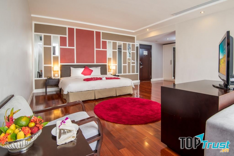 Royal Lotus Hotel Hạ Long