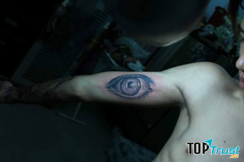 Royal Tattoo