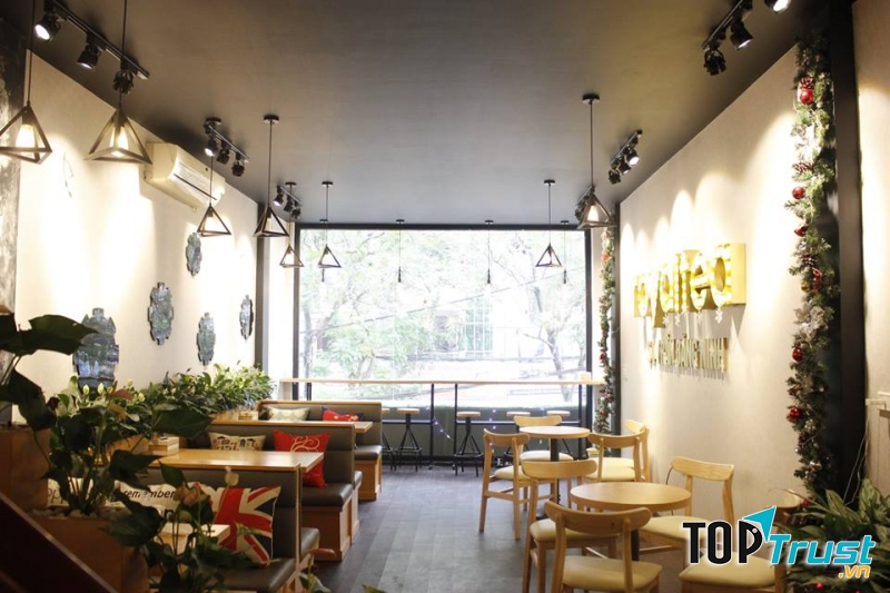 Royaltea Trần Đăng Ninh