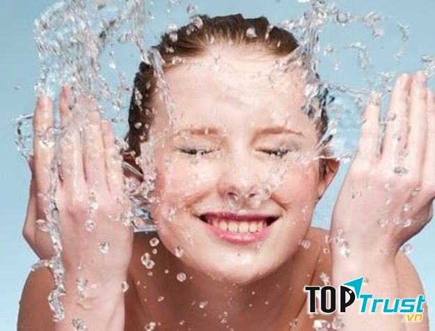 Rửa mặt đúng cách