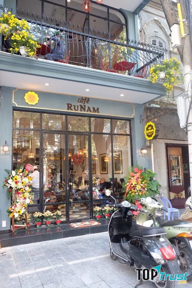 Runam cafe