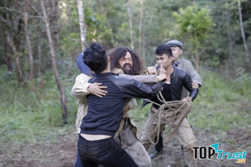 Rừng Xanh Kì Lạ Truyện