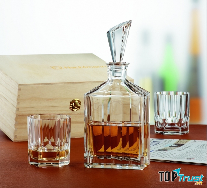 Rượu không chỉ hại gan, mà còn ảnh hưởng rất nhiều đến cơ thể bạn, đặc biệt là não