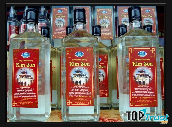 Rượu Kim Sơn là thương hiệu rượu truyền thống nổi bật tại Việt Nam