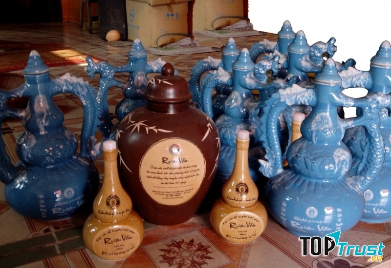 Rượu Làng Vân