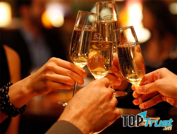 Rượu, uống càng ít càng tốt