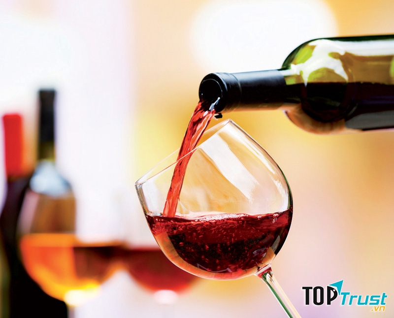Rượu vang đỏ