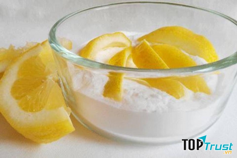 Làm sạch tế bào chết với Baking Soda và chanh